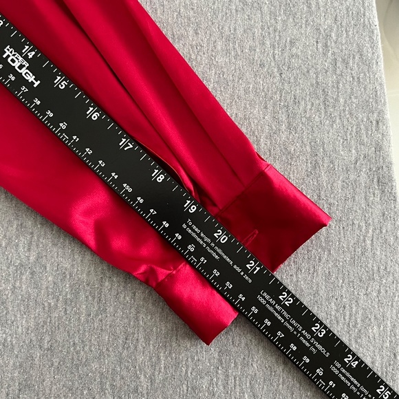 Pendleton Silky Red Formal Blouse Button Wrist New with Imperfection Size 10 - Picture 13 of 14